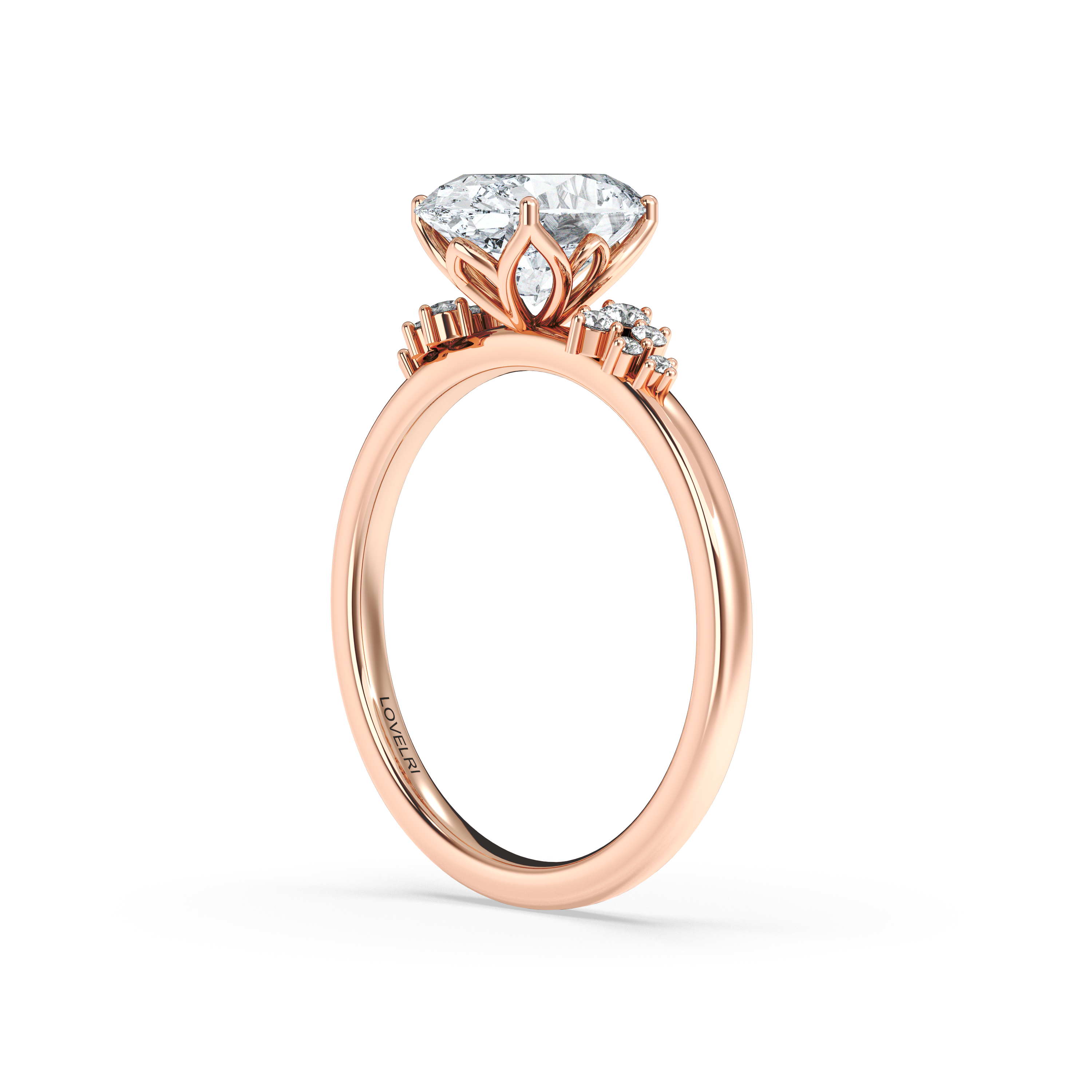 Engagement Rings vs Wedding Rings: Key Differences Explained