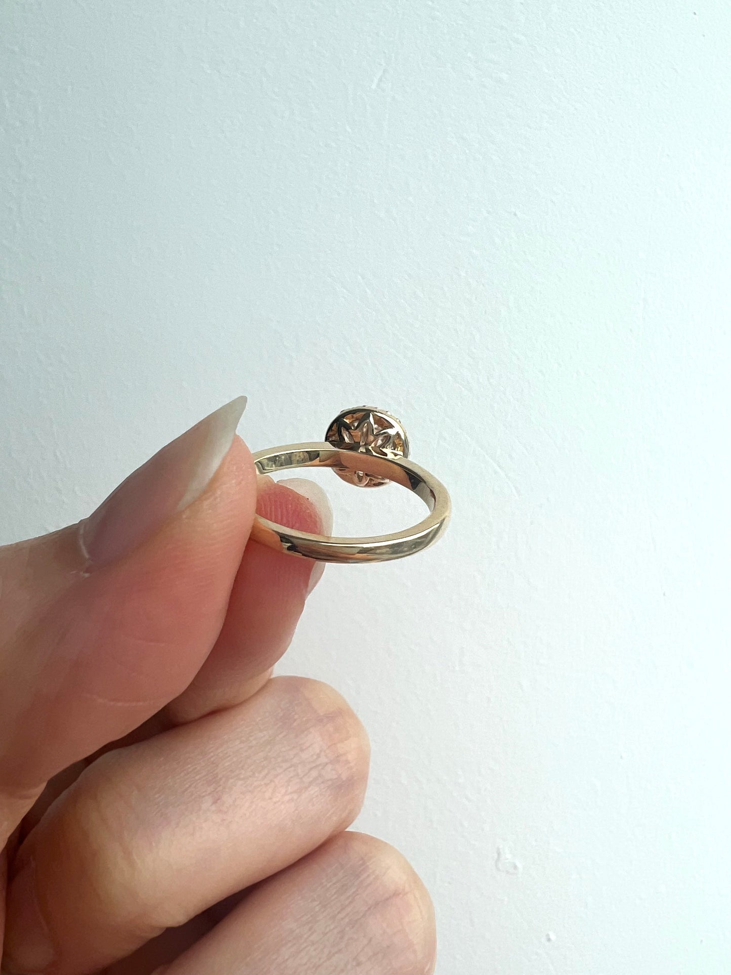 Ready to Ship: London Ring - Round Halo with Petal Gallery